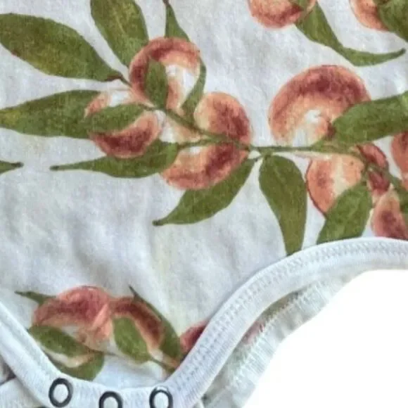 Milkbarn Peach Fruit Short Sleeve Bodysuit Size 12-18M - Picture 4 of 4